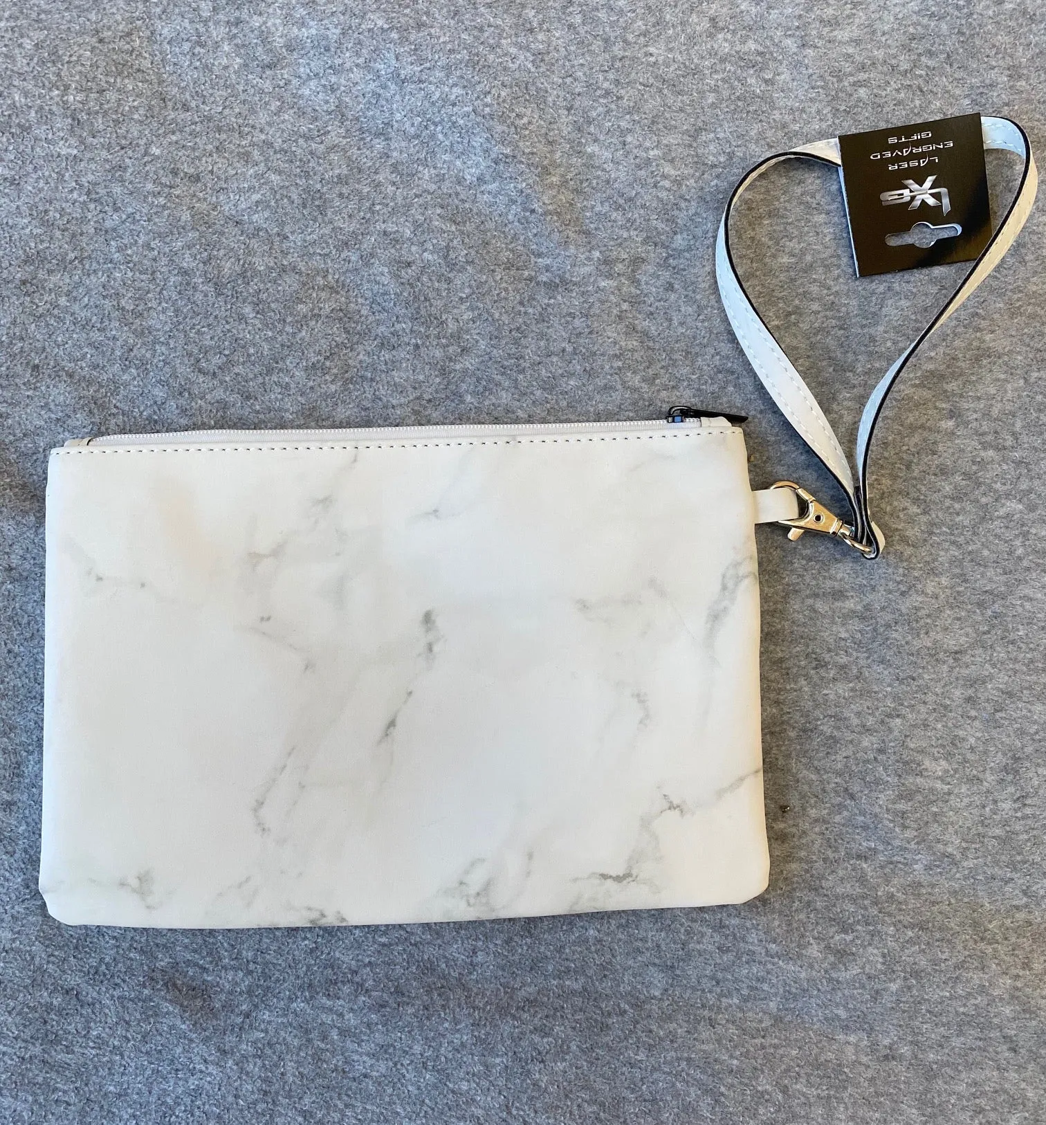 8 1/2" x 6" White and Gray Marble Cougar Wristlet