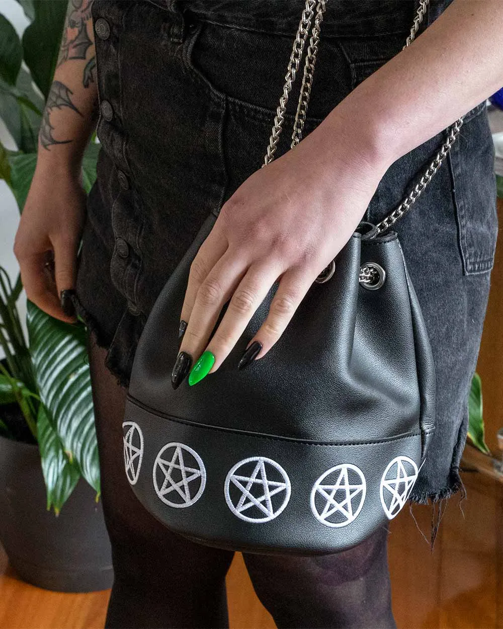 Bag - Bucket Bag W/ Pentagrams Black Sv