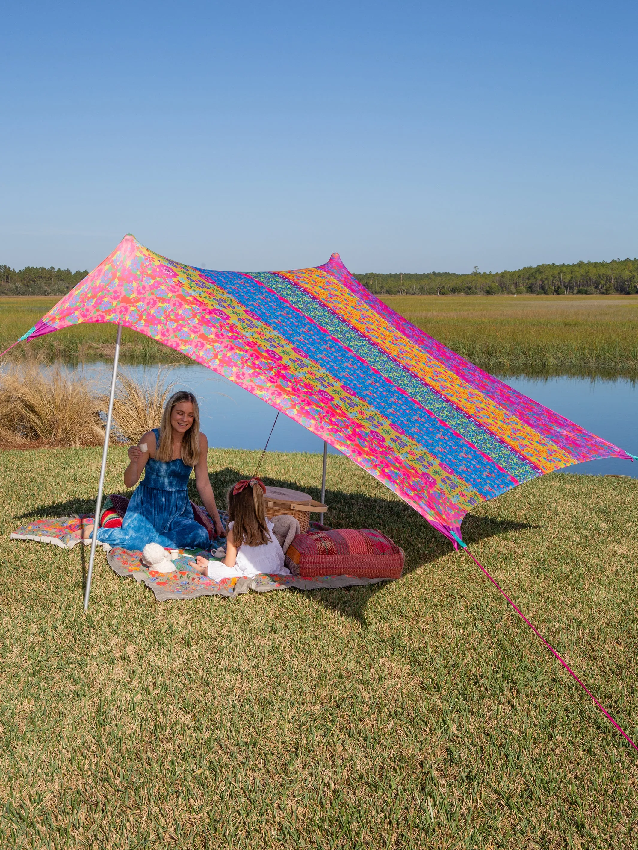 Beach Tent - Multi Border