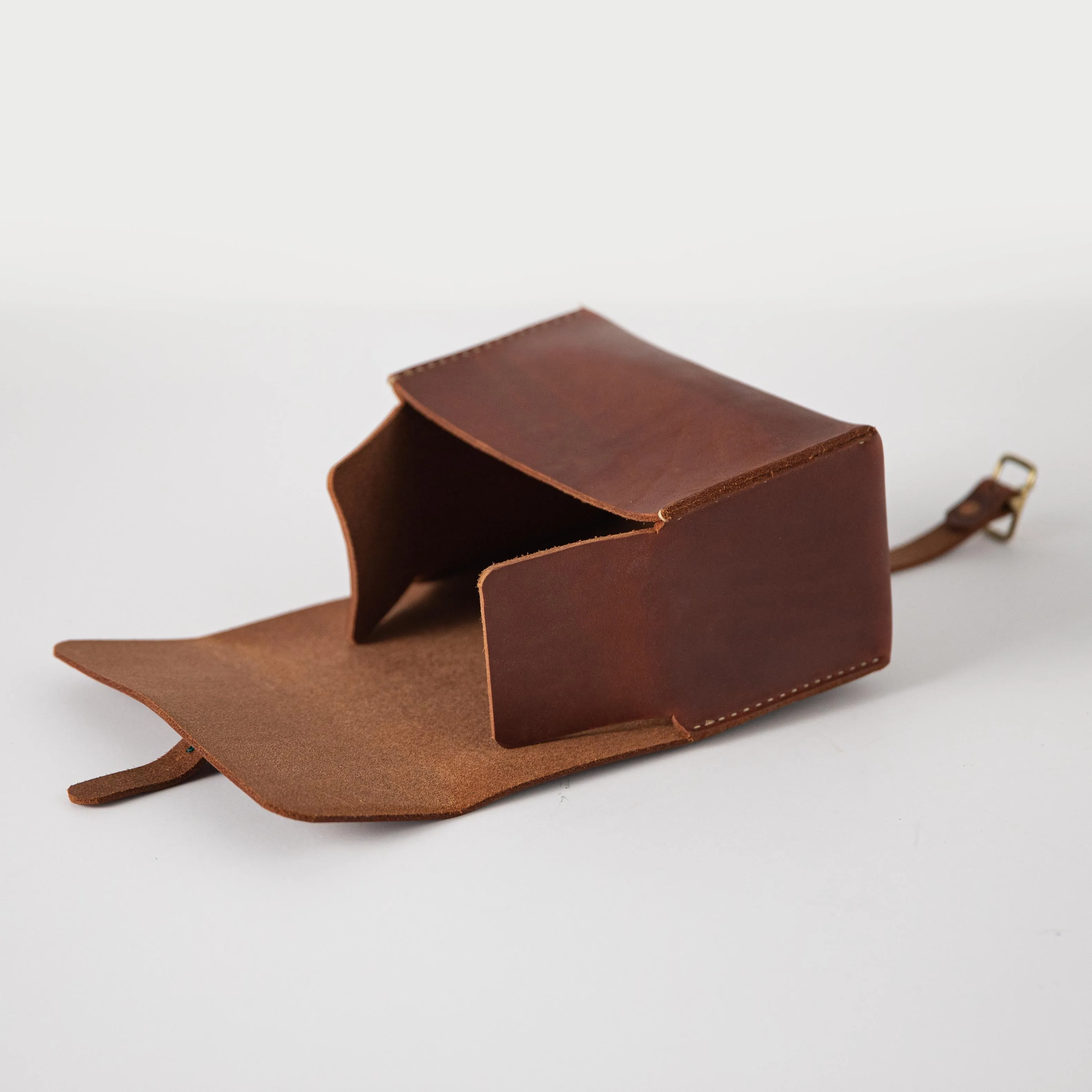 Brown Dopp Kit