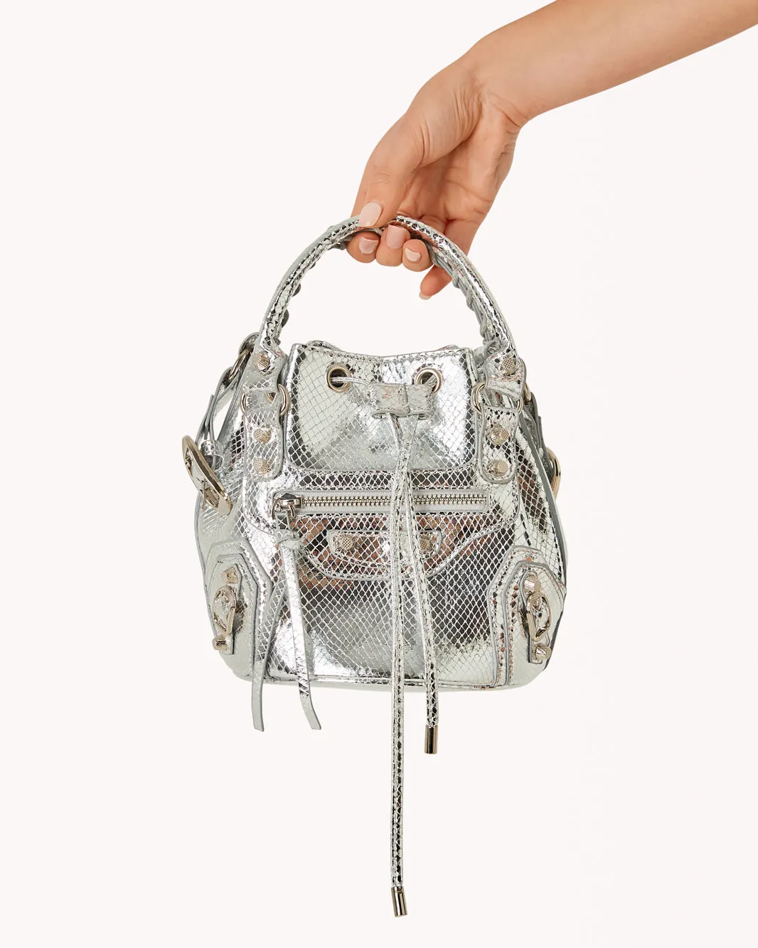 EZRA CROSS BODY BAG - SILVER SCALE