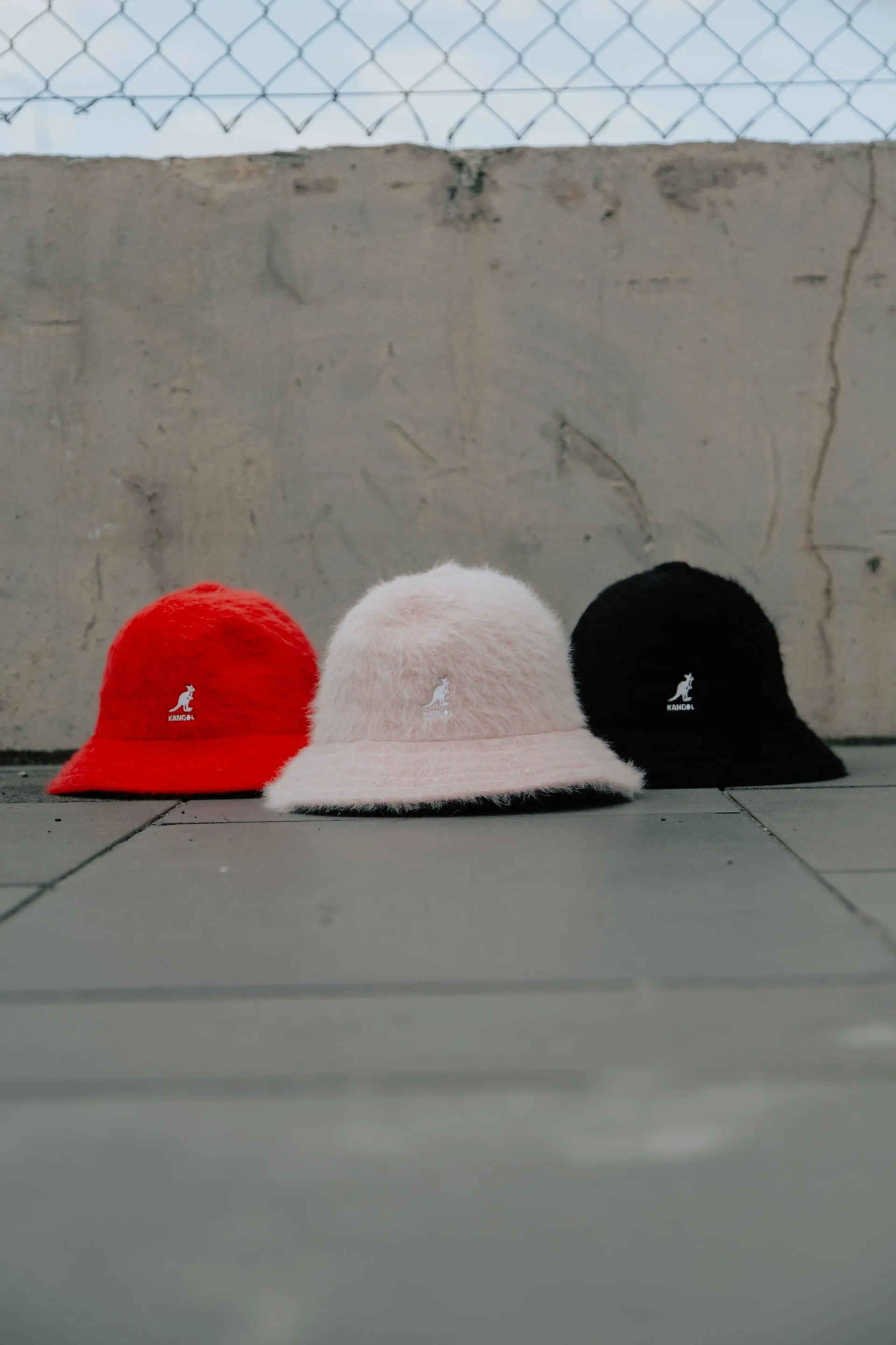 FURGORA CASUAL HAT - SCARLET RED