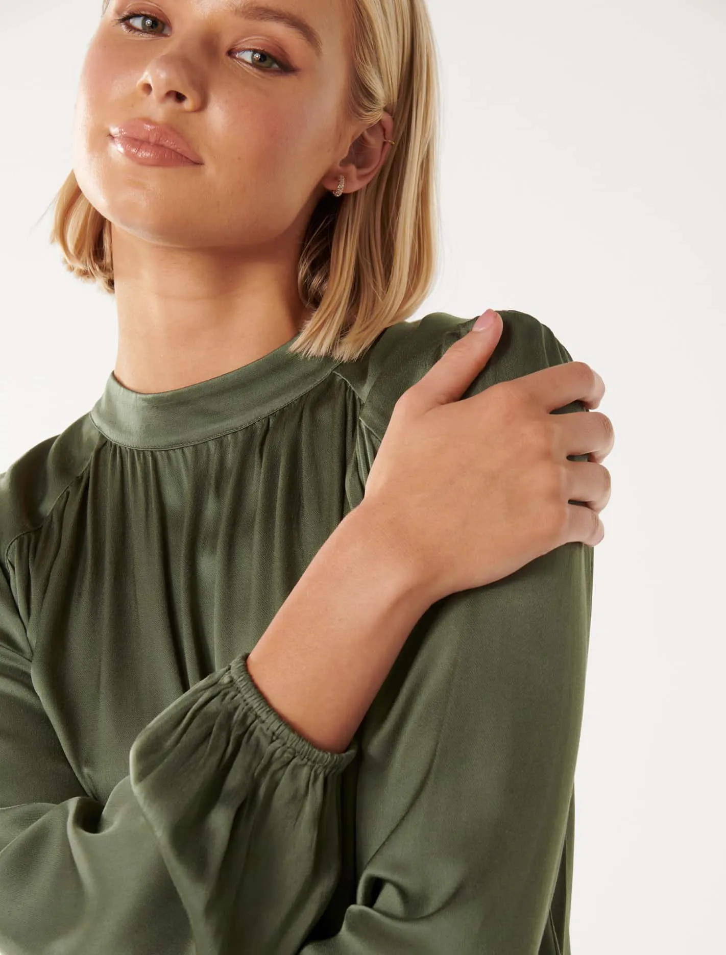 Gilli Gather Satin Shell Blouse