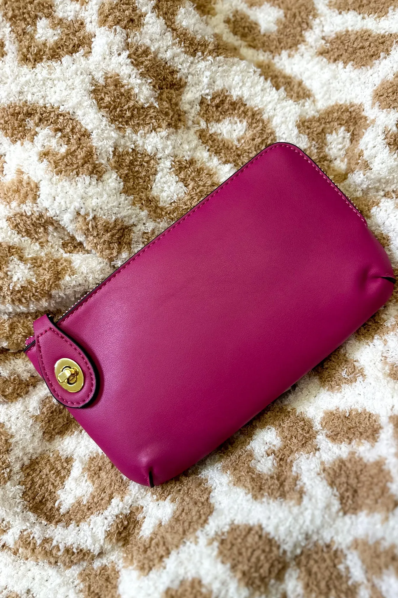 Kendall Crossbody Wristlet, Fuchsia