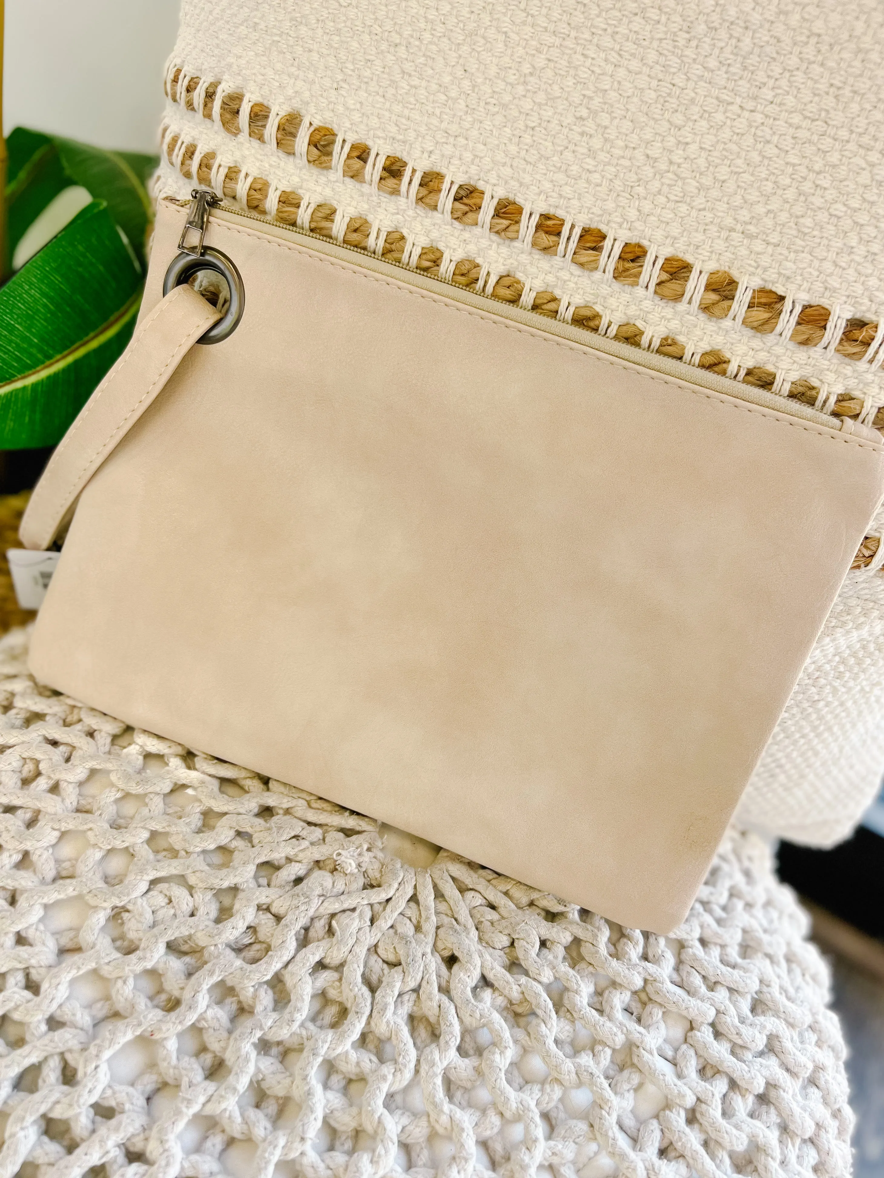 Lily Oversized Wristlet