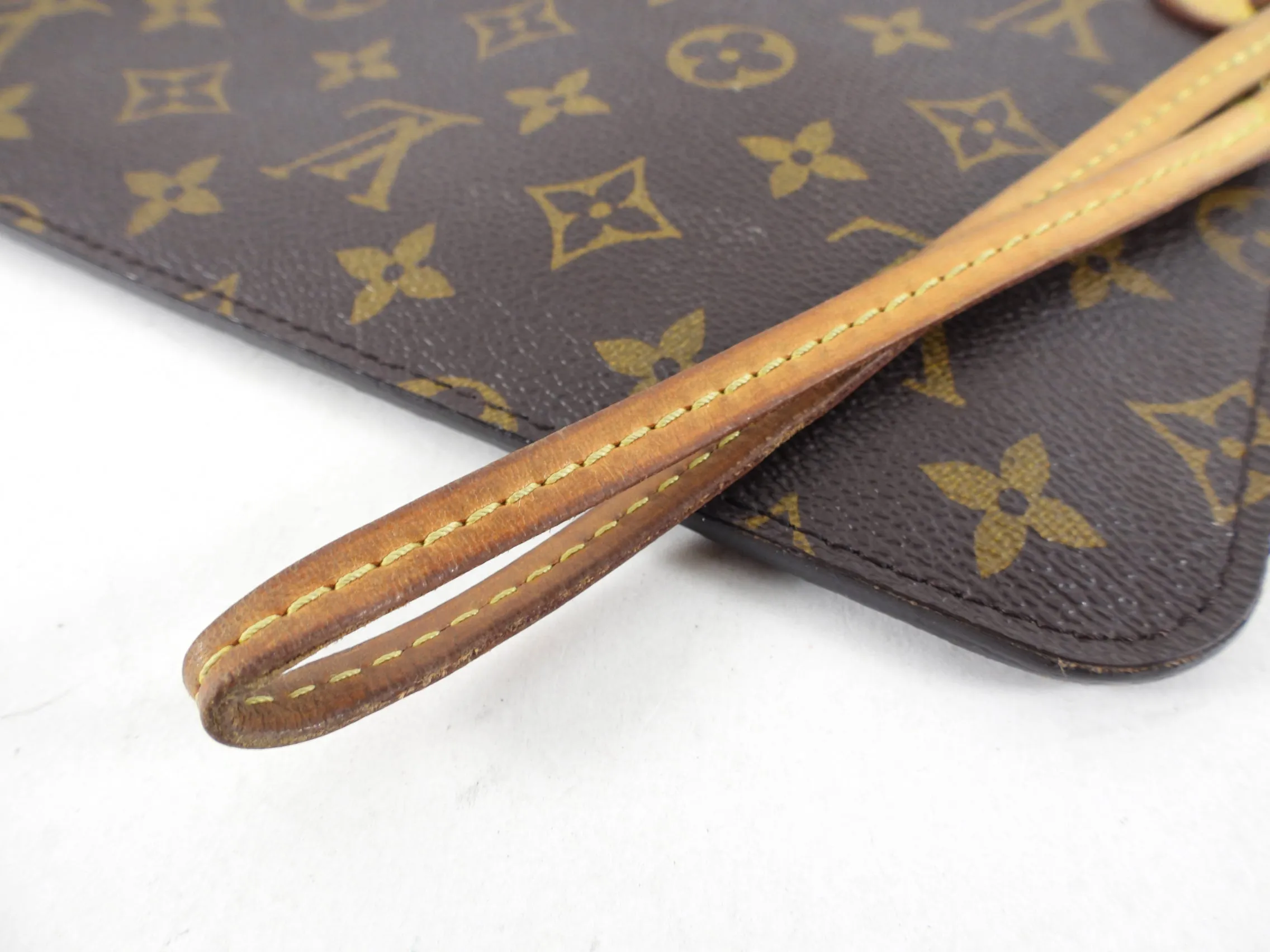 Louis Vuitton Neverfull Monogram Flat Pouch